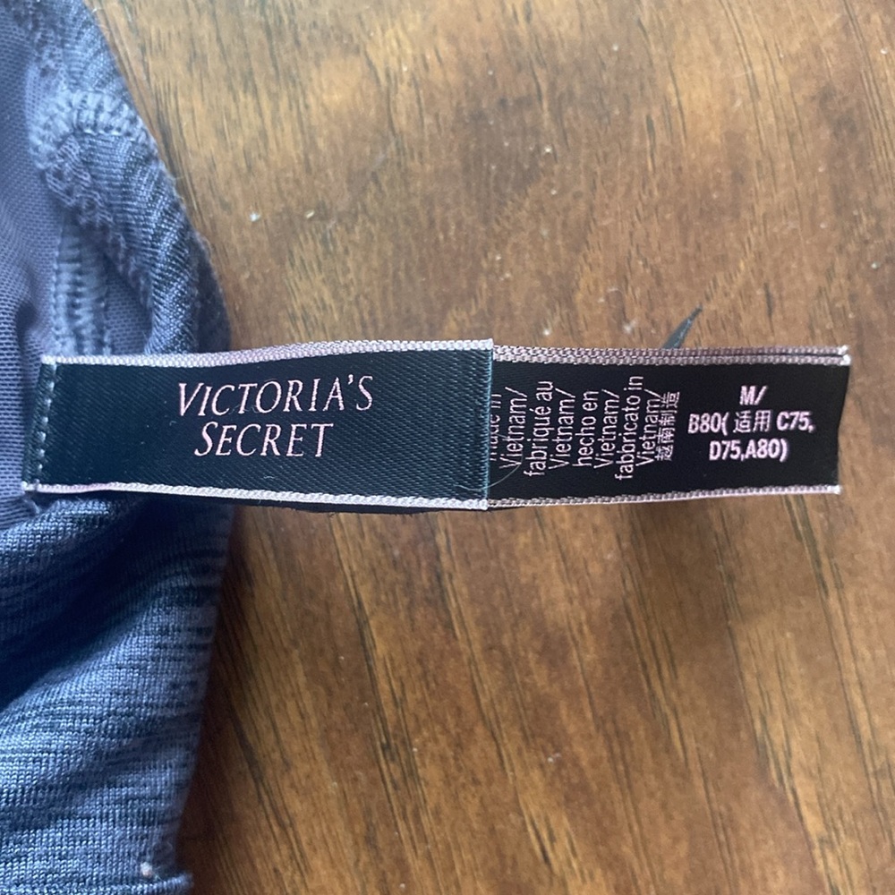 Victoria’s Secret bra top-Medium - Picture 5 of 5